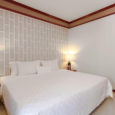 The Top Patong Resort Exterior photo