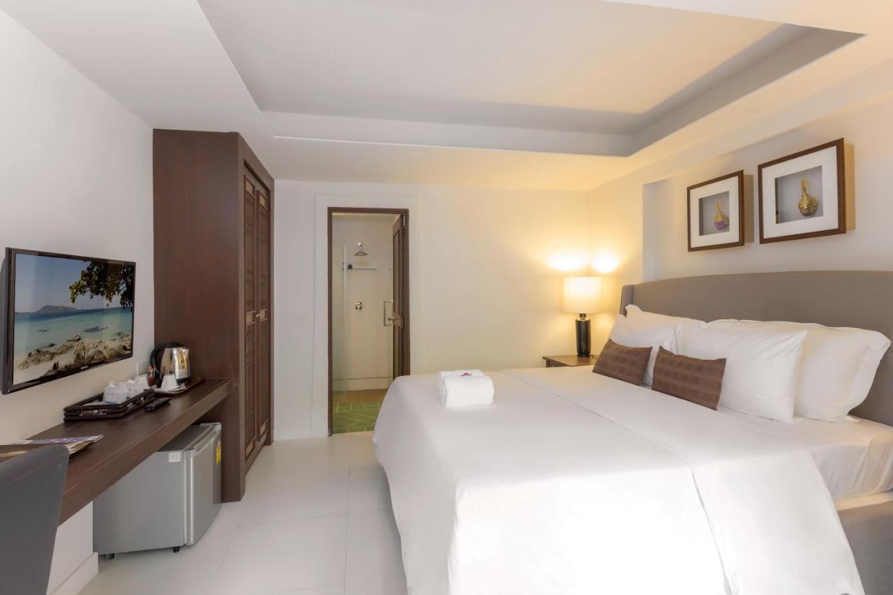 The Top Patong Resort Exterior photo